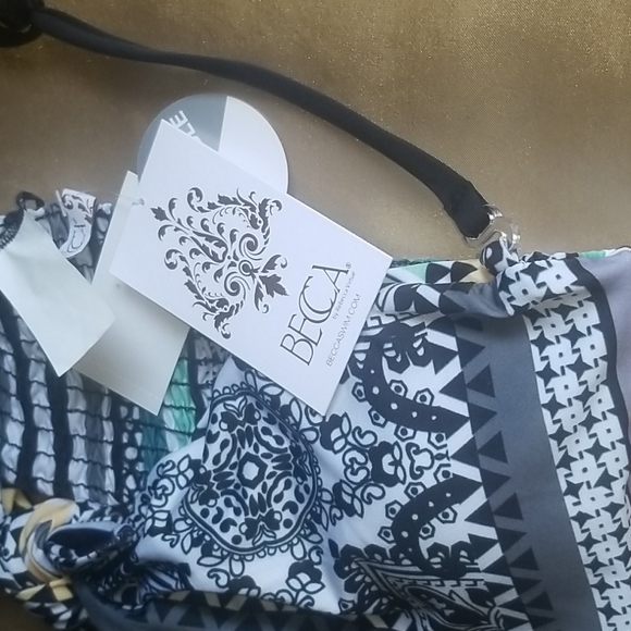 NWT Becca Reversible Bandeau Bikini Top size Large - Picture 9 of 13